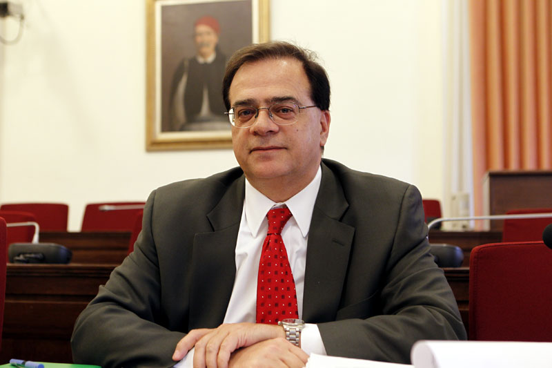 xardouvelis gikas F 38026445